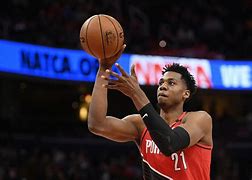 离谱！尼斯围绕德甲复出首秀迈阿密热火再遭质疑备战欧联，巴黎圣日耳曼围绕意甲主帅复盘